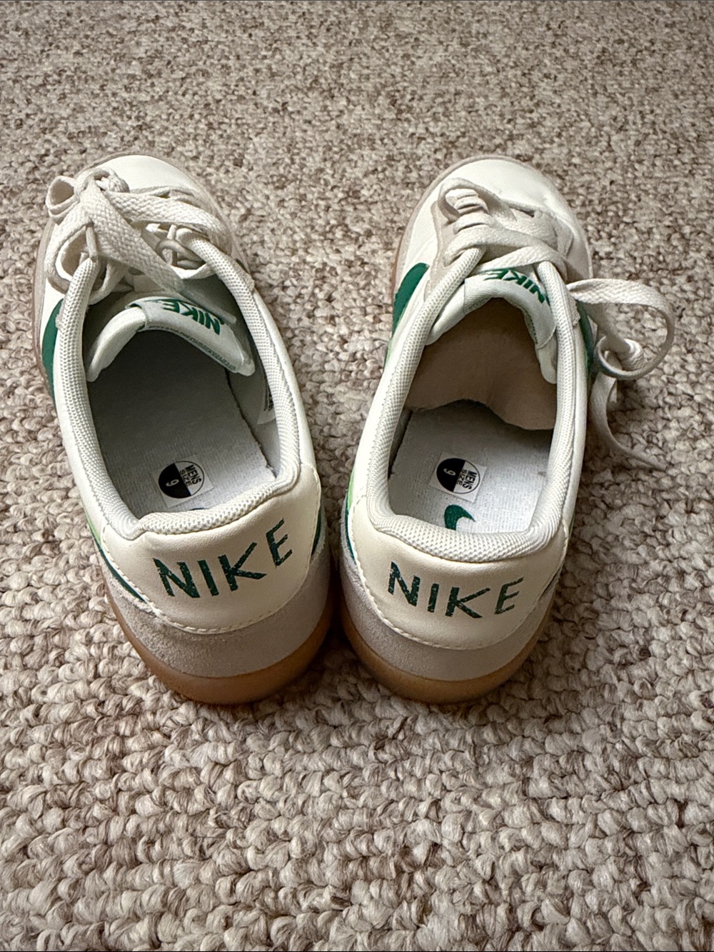 Nike White and Green 432997-111 Low-Top Sneakers with Gum Sole - Picture 2 of 6